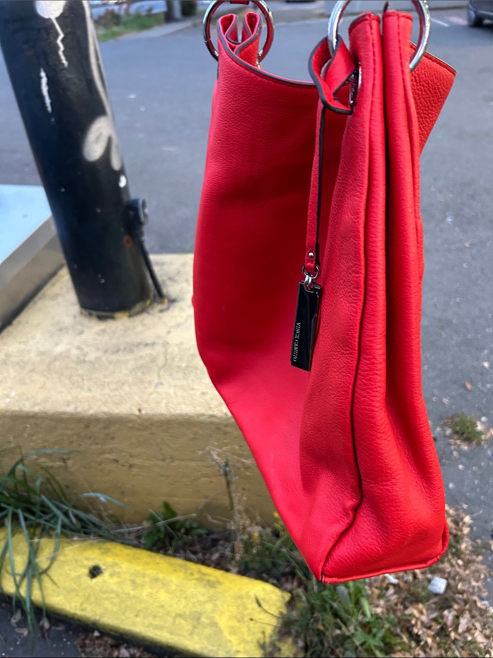 Vince Camuto Bright Red Leather Shoulder Hobo with Silver Rings - Picture 3 of 8